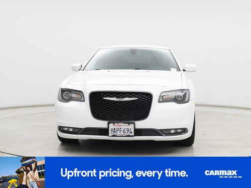 White 2019 Chrysler 300 S