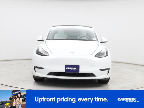 White 2024 Tesla Model Y Performance