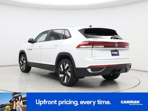 2024 Volkswagen Atlas Cross Sport SE w/Tech