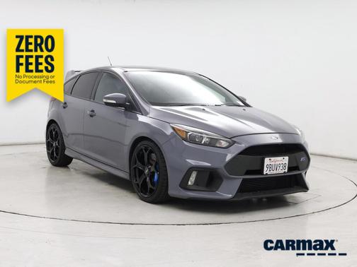 Gray 2017 Ford Focus RS