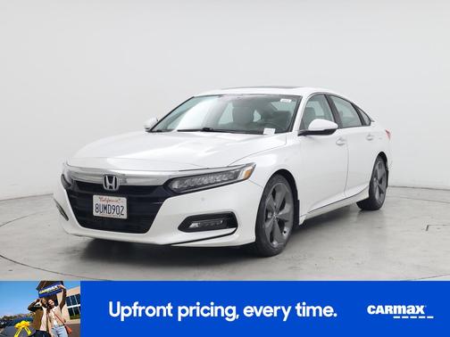 White 2018 Honda Accord Touring