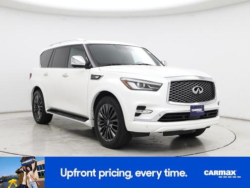 White 2023 INFINITI QX80 Sensory