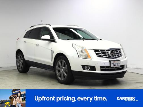 White 2016 Cadillac SRX Premium
