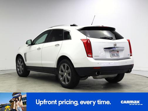 White 2016 Cadillac SRX Premium