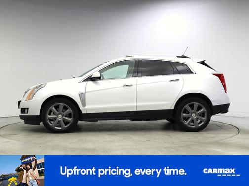 White 2016 Cadillac SRX Premium
