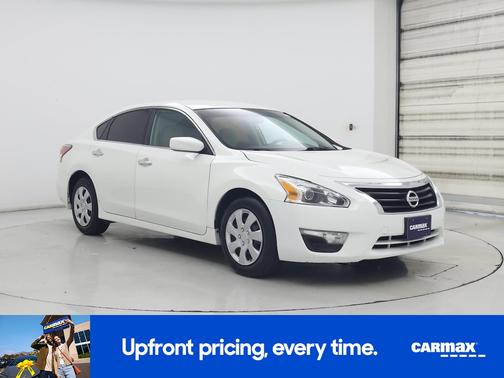White 2015 Nissan Altima S