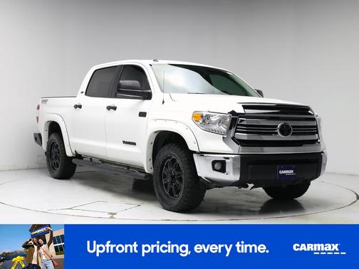 White 2016 Toyota Tundra SR5