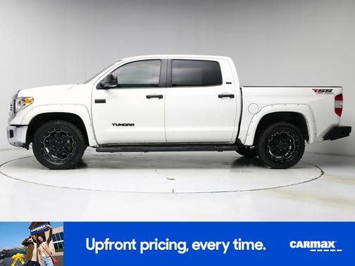 White 2016 Toyota Tundra SR5