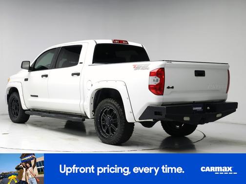 White 2016 Toyota Tundra SR5