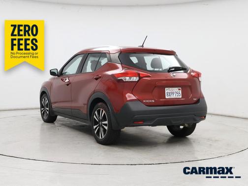 Black 2019 Nissan Kicks S