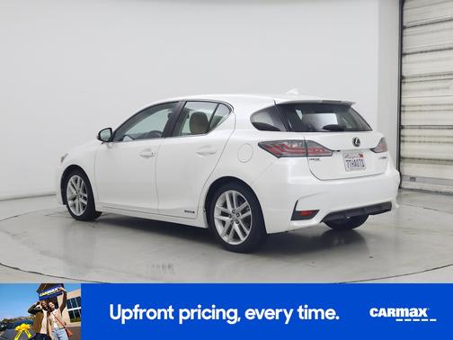 White 2016 Lexus CT 200h