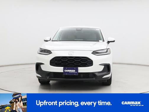 White 2025 Honda HR-V LX