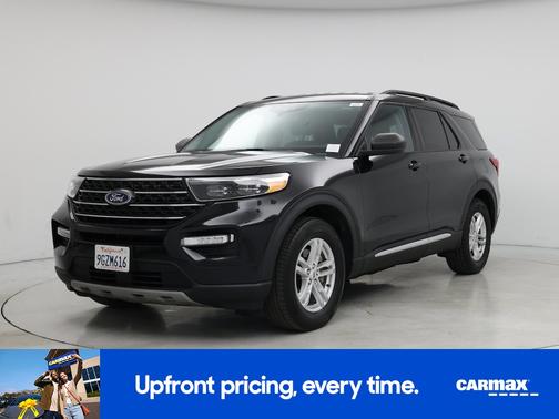 Black 2023 Ford Explorer XLT