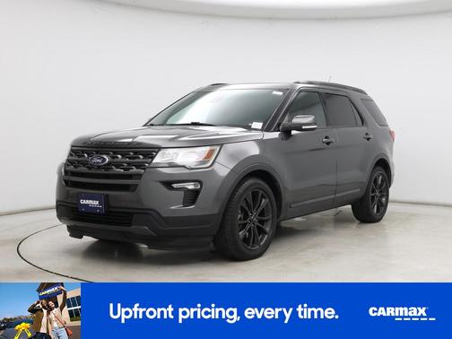 Gray 2018 Ford Explorer XLT