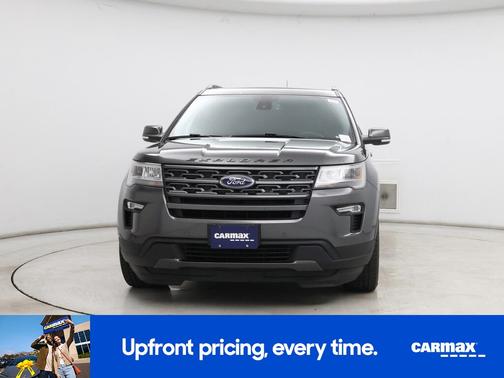 Gray 2018 Ford Explorer XLT