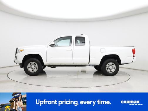 White 2016 Toyota Tacoma SR