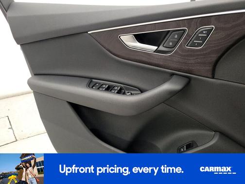Gray 2020 Audi Q7 Premium Plus