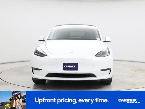 White 2023 Tesla Model Y Long Range