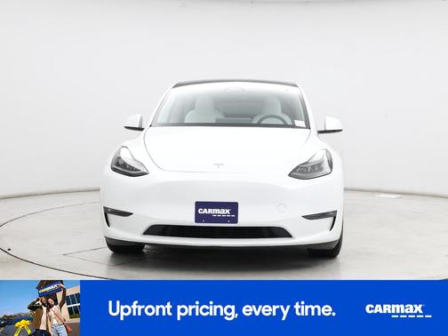 White 2023 Tesla Model Y Performance