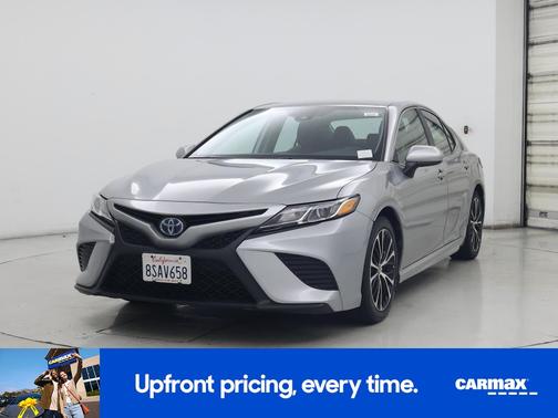 2020 Toyota Camry Hybrid SE