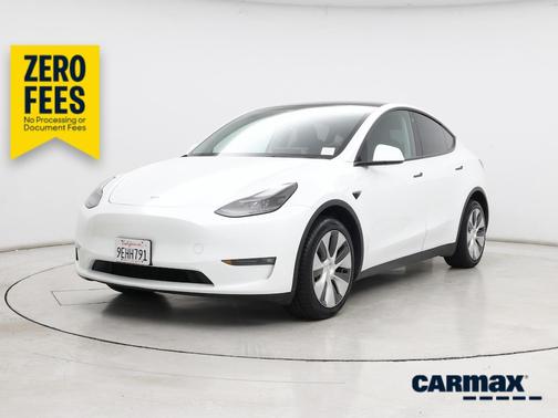 White 2023 Tesla Model Y Long Range