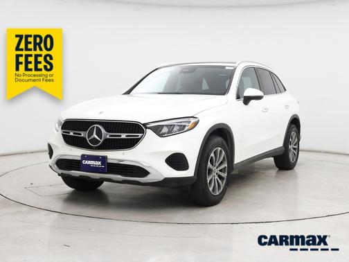 White 2024 Mercedes-Benz GLC 300