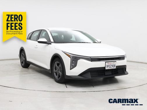 White 2025 Kia K4 LXS
