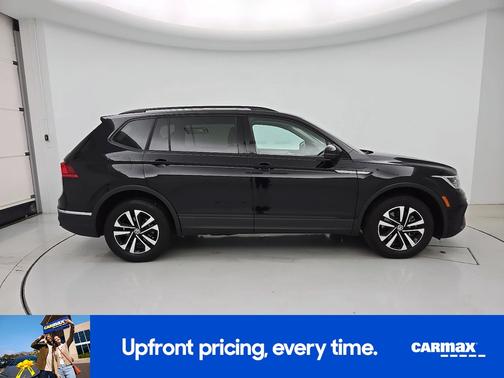 Black 2022 Volkswagen Tiguan S