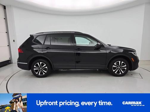 Black 2022 Volkswagen Tiguan S