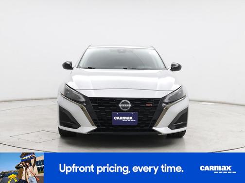 Silver 2023 Nissan Altima SR