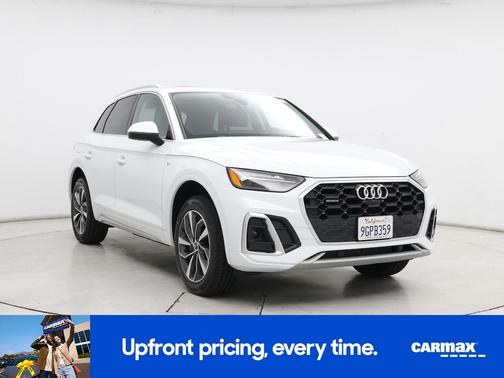 White 2023 Audi Q5 S-Line Premium