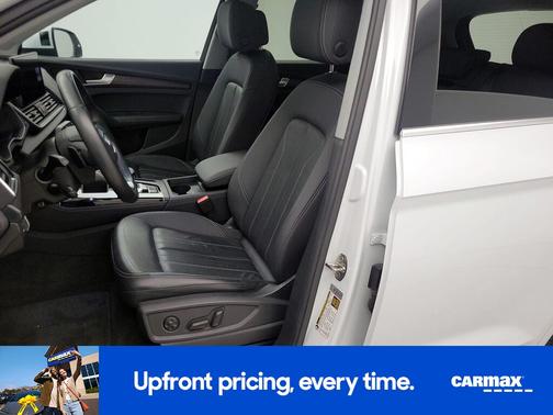 White 2023 Audi Q5 S-Line Premium