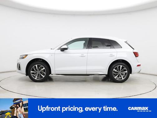 White 2023 Audi Q5 S-Line Premium