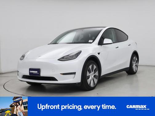White 2023 Tesla Model Y
