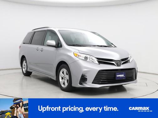 2018 Toyota Sienna LE