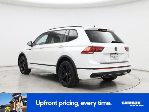 White 2024 Volkswagen Tiguan SE R-Line Black