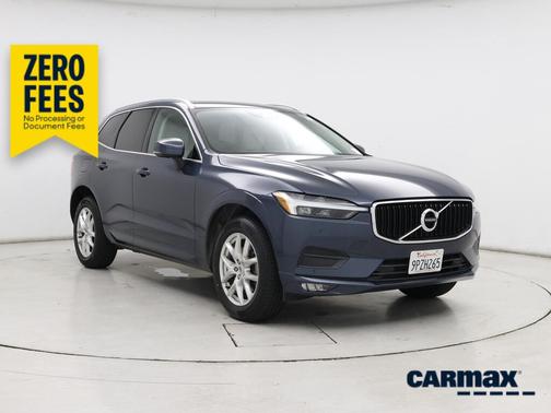 Blue 2021 Volvo XC60 T5 Momentum