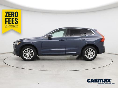 Blue 2021 Volvo XC60 T5 Momentum