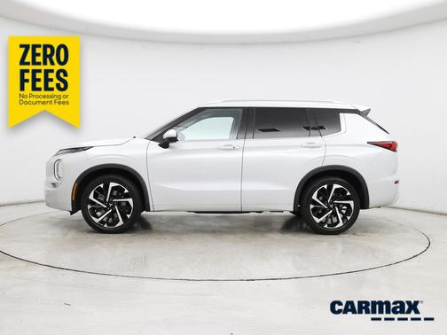 White 2022 Mitsubishi Outlander SEL Special Edition