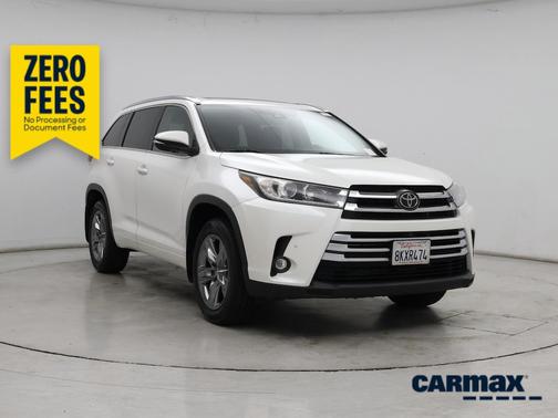White 2019 Toyota Highlander Limited Platinum