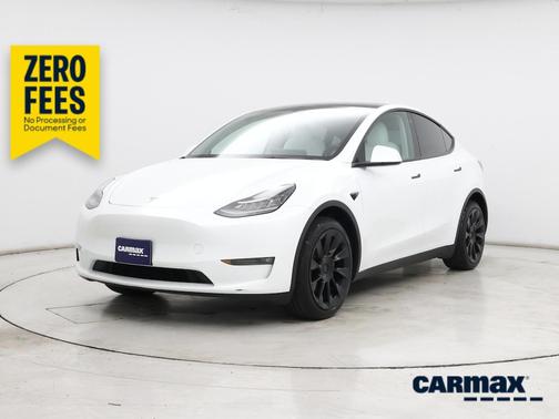 White 2023 Tesla Model Y Long Range