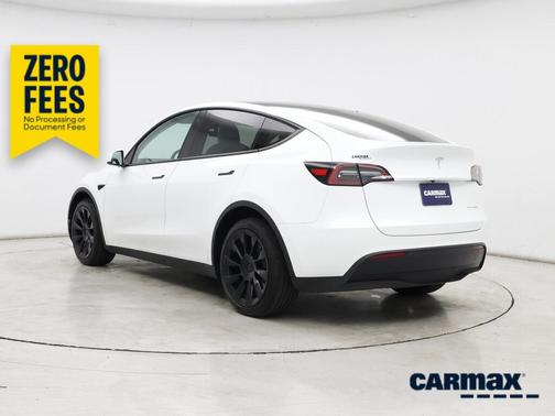 White 2023 Tesla Model Y Long Range