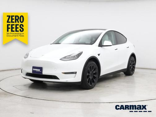 White 2023 Tesla Model Y Long Range