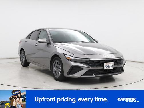 Silver 2024 Hyundai ELANTRA SEL