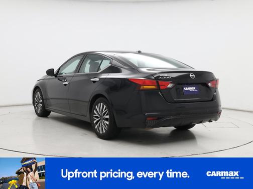 2023 Nissan Altima SV