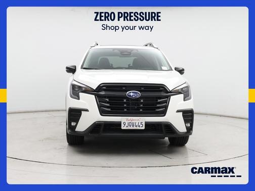 White 2023 Subaru Ascent Onyx Edition