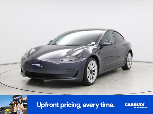 Gray 2022 Tesla Model 3 Long Range