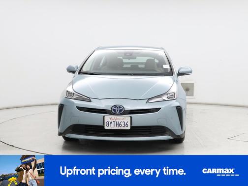 2022 Toyota Prius LE