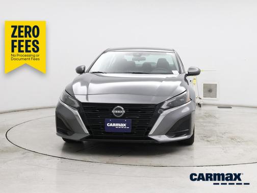 Gray 2023 Nissan Altima SV