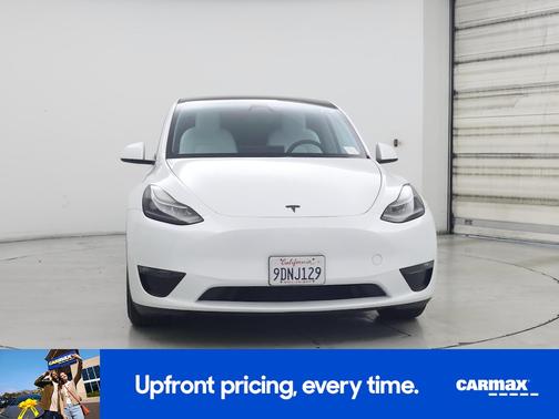White 2023 Tesla Model Y Performance